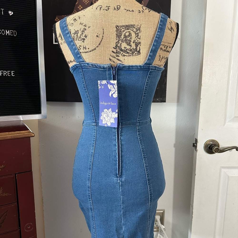 🆕Indigo & Lace Jean Dress - Picture 6 of 13